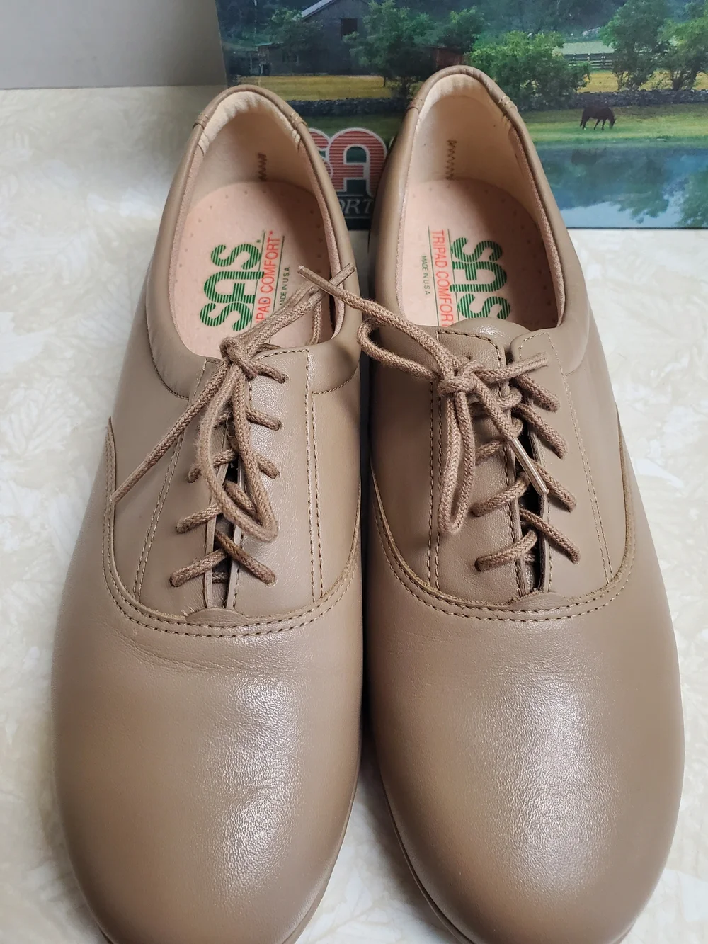 SAS Women’s Mocha Leather Walking Shoe